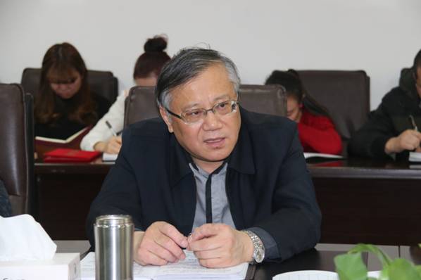 增強(qiáng)使命感和責(zé)任感，積極作為，為實現(xiàn)“十三五”良好開局而努力奮斗