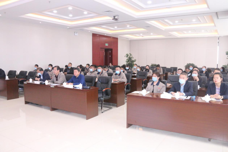 重學習、強隊伍、促發(fā)展――朝物開投公司舉辦網(wǎng)絡貨運知識培訓講座