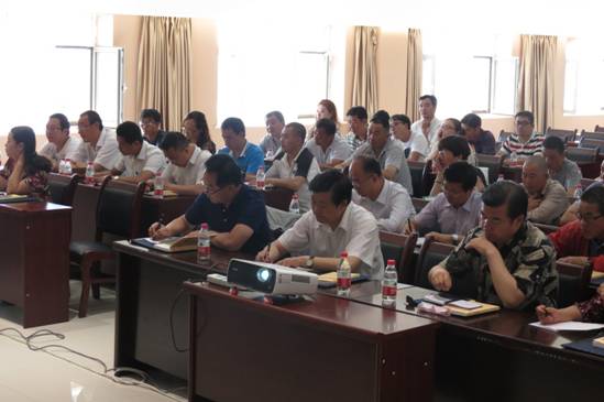 加強(qiáng)業(yè)務(wù)培訓(xùn)，提升工作能力